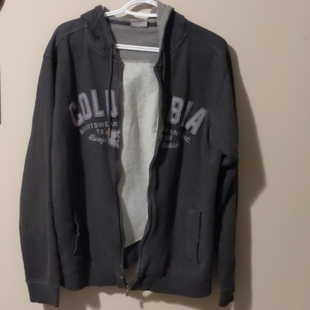 Columbia hoodie